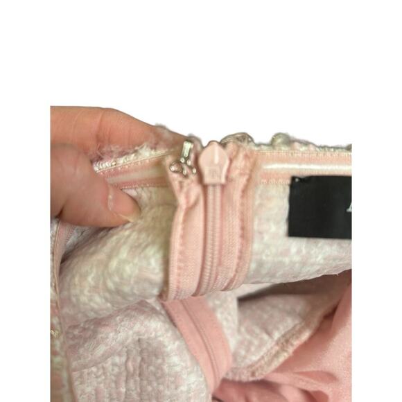 Akira Metallic Stitching Feminine Strapless Pearls Pretty In Pink Tweed Romper M - Picture 11 of 13